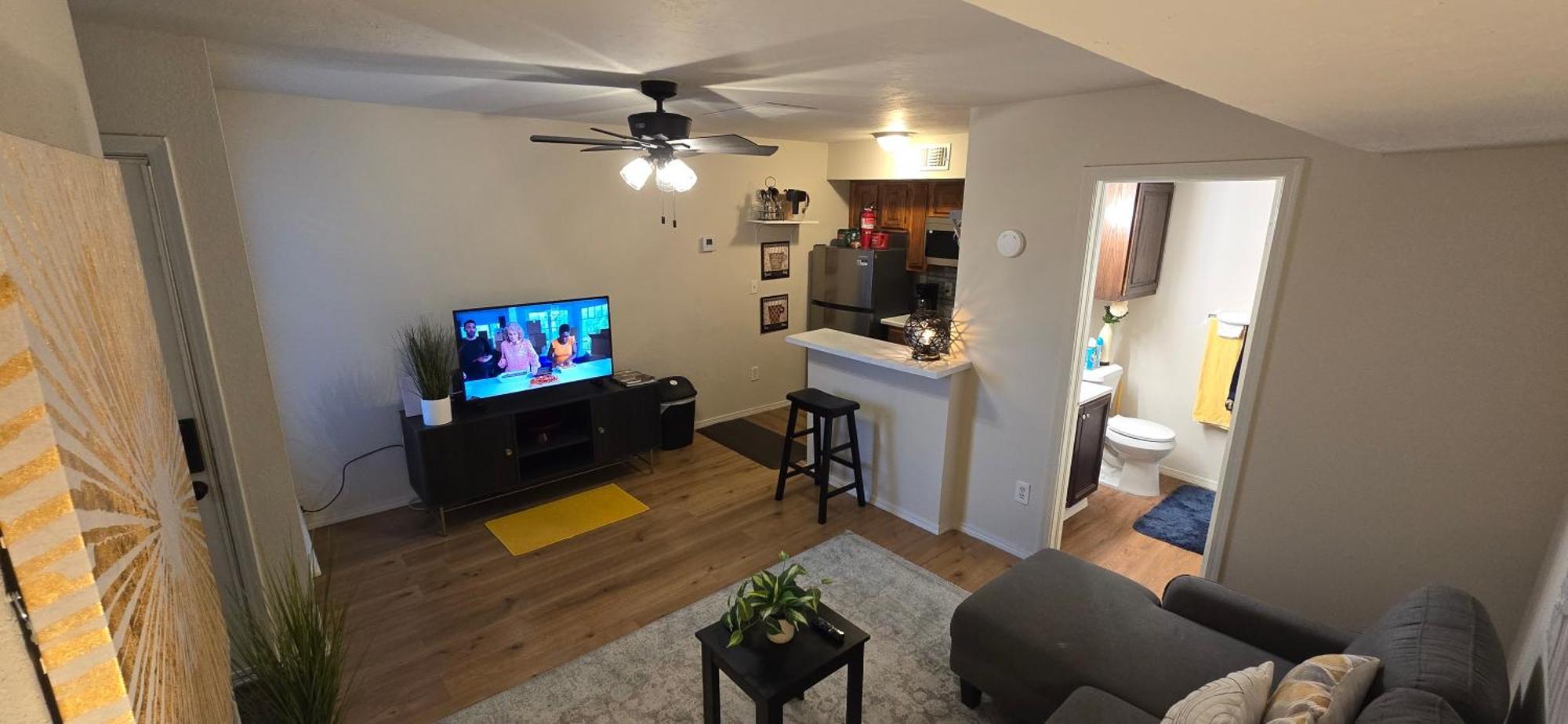 Apartment Cozy Updated Cove Of Heaven, 5mins To Hefner! Oklahoma City